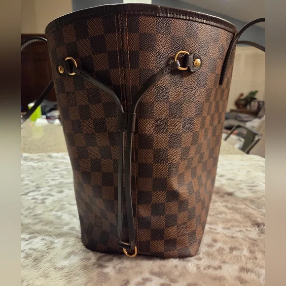 Louis Vuitton Neverfull MM Damier Ebene Rose Ballerine - Picture 8 of 16